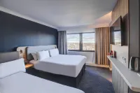 Holiday Inn Express EDINBURGH - CITY WEST by IHG