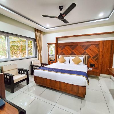 Deluxe Double Room Hotel Udupi Inn, Udupi Promo Code
