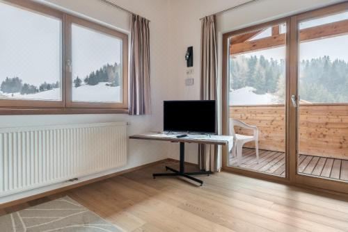 高级一卧室带阳台公寓