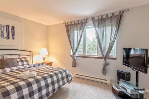 两卧室联排别墅