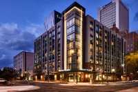 Hyatt Place Phoenix/Downtown Hôtels à : 