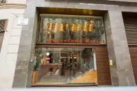 Yeah Barcelona Hostel Hotel di 