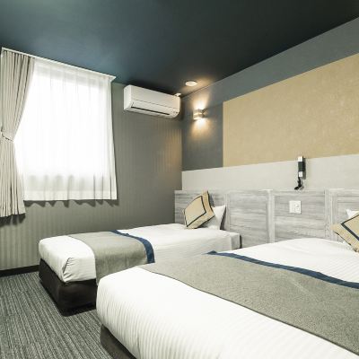 [Semi-Double + Single Bed] 20 Square Meters [Standard] [Twin Room] [Non-Smoking] ホテルエリアワン東海 クーポン