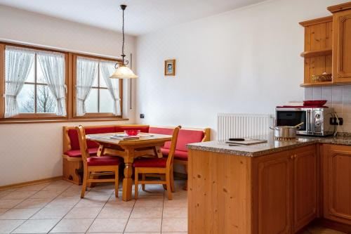 Apartments MirabellTwo Bedroom Studio Apartment