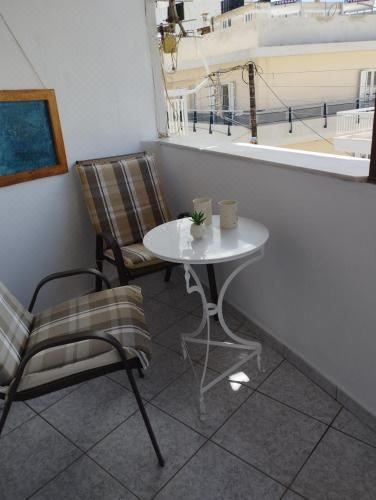 My Sisters House One-Bedroom Apartment