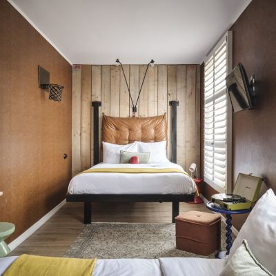 Extra Large Quadruple Max Brown Hotel Museum Square Promo Code