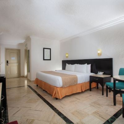 Standard King Room With City View Krystal Cancun Promo Code