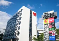 GO Hotel Chonburi at Central Chonburi Ξενοδοχεία στην πόλη 