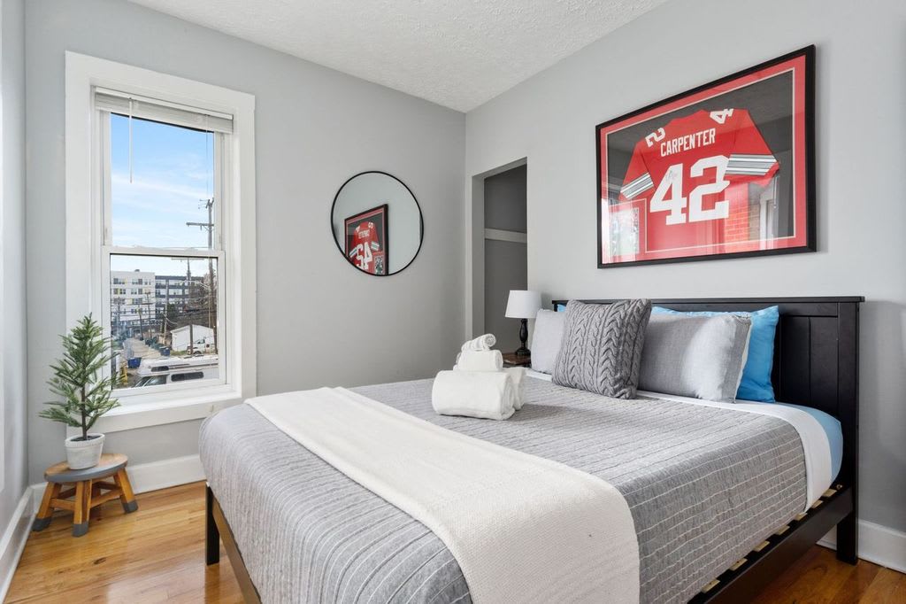 中央位置-停车场 无线网络-时尚温馨休闲