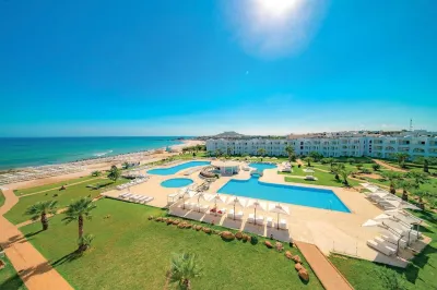 Cap Bon Kelibia Beach Hotel & Spa فنادق في 