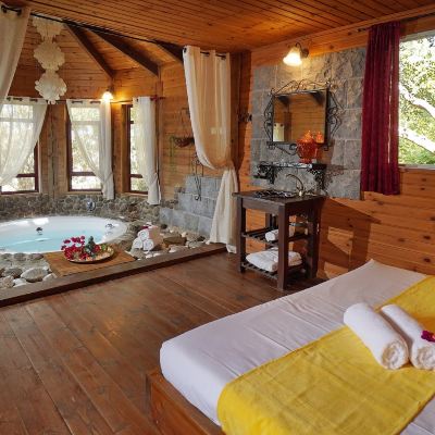 Family Chalet Curry Promo Code