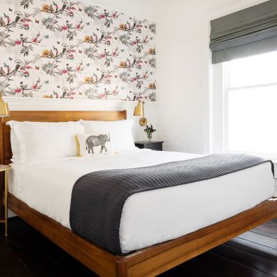 Standard Suite, 1 Queen Bed With Sofa Bed, Courtyard View (Suite) Arrive Wilmington Promo Code