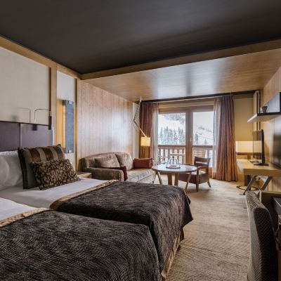 Junior Suite Deluxe Triple And SPA With View To The Slopes.(Capacity 3) Sport Hotel Hermitage & Spa Promo Code