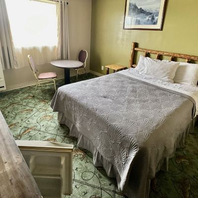 Comfort Room Alaska Angler's Inn Promo Code