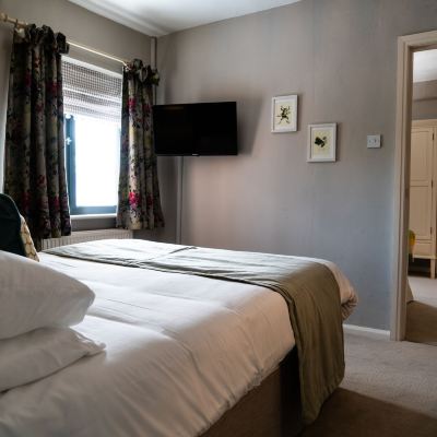 Junior Suite Grantham Arms Promo Code