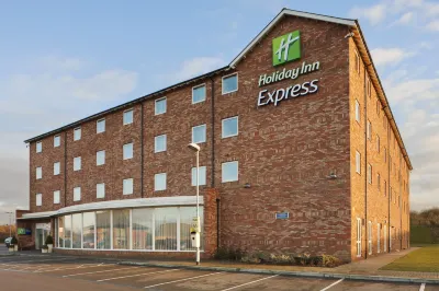 Holiday Inn Express 納尼頓 住宿飯店