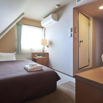 Attic [Standard] [Semi-Double Room] [Smoking] ホテルセレクトイン焼津駅前 クーポン