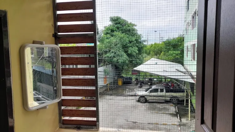 ห้องสตูดิโอ พร้อมระเบียง