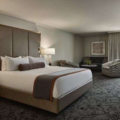 Deluxe King Room Lafayette Park Hotel & Spa Promo Code