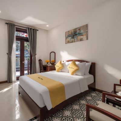 Double Room With Pool View Green Hill Villa Promo Code