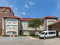 La Quinta Inn & Suites by Wyndham Laredo Airport Hotels in Laredo