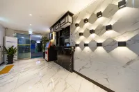 Gwangyang Hotel New Sky
