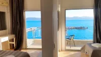 Porto Evia Boutique Hotel  호텔