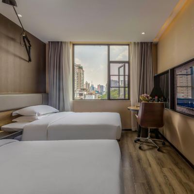 小U·舒適大床房 IU飯店（昆明圓通山地鐵站紅會醫院店）優惠