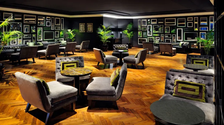 JW Marriott Marquis Hotel Dubai Dining/Restaurant