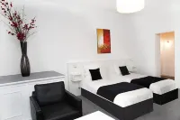 Hôtel Satellite