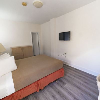 Economy Room, 1 King Bed, Ocean Surf Tower