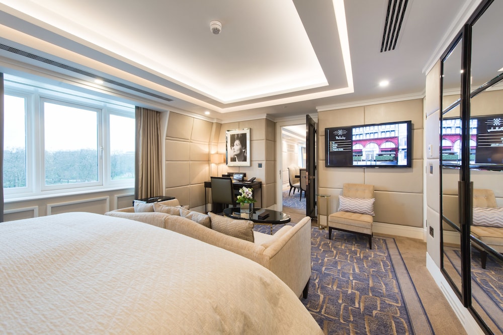 Luxury Rooms & Suites in Knightsbridge