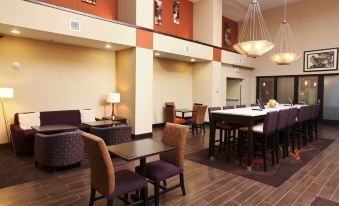 Hampton Inn & Suites by Hilton Fargo Medical Center