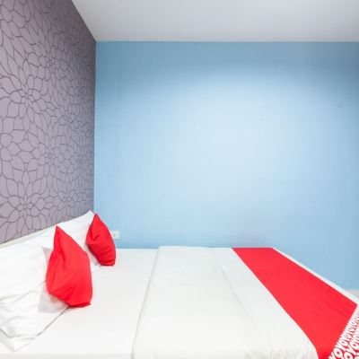 Bilik Double Standard Kupon OYO 1163 Hotel Pulai