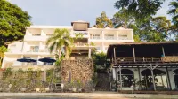 Saravoan-Kep Hotel Отели в г. 