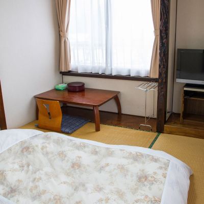  Japanese-Style Room 4.5 Tatami / Shared Bath And Toilet [Japanese Room] [Non-Smoking] [River View] 家庭的なおもてなしの宿　旅館　静風荘 クーポン