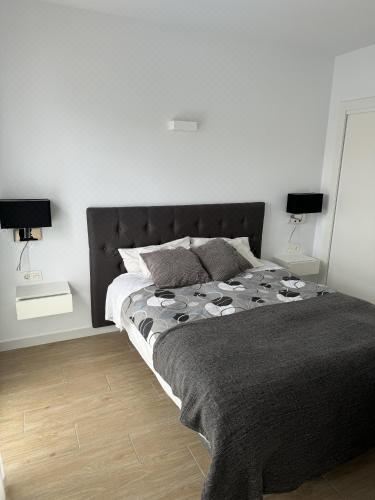 Luxury Villa Torrevieja with Swimmingpool Three-Bedroom Villa