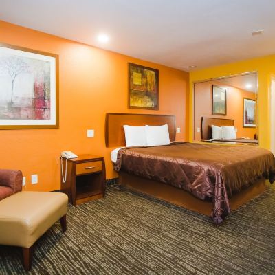 King Room-Smoking Express Inn Gulf Bank Promo Code