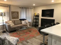 Luxury Newly Remodeled 3 Bedroom Duplex Unit