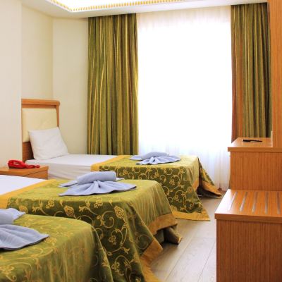 標準三人房 比於克巴黎酒店優惠