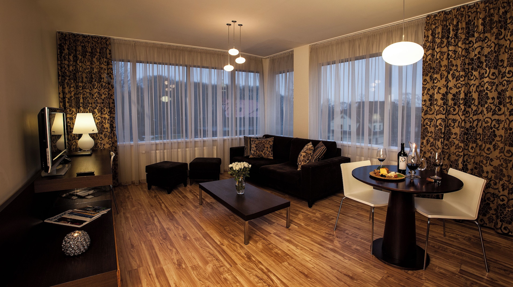 标准两卧室公寓