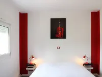 Hotel de la Gare Hotels in Meuse