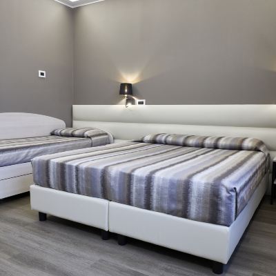 Triple Room La Perla Promo Code