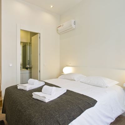 Two-Bedroom Apartment RVA - Clerigos Apartments Promo Code