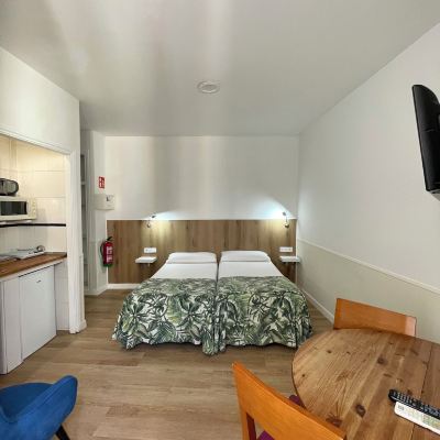 Basic Studio Apartamentos Mayor Centro Promo Code
