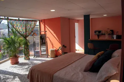 Lolas Hotels in 