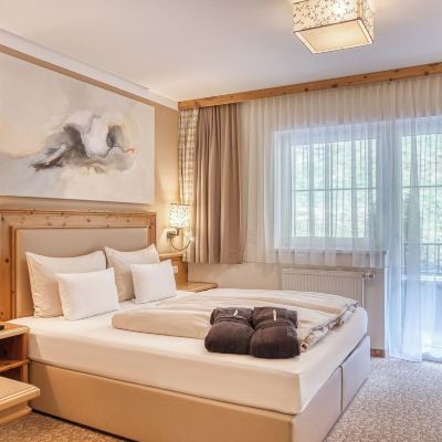 Premium Suite with Balcony Mountain Resort ZillergrundRock Promo Code