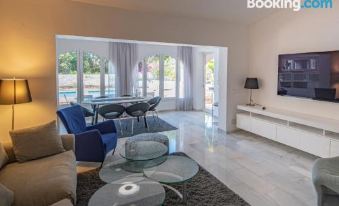 6 Bedroom Villa, with Heated Pool and Sea Views, Next to the Beach of Costabella