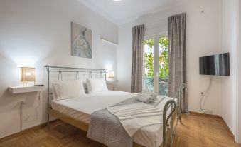 Athens Bright Suite by CloudKeys