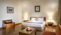 Inya Lake Hotel
